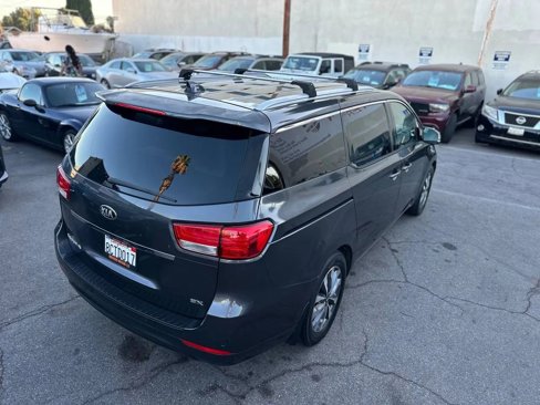 Used 2015 Kia Sedona SX image 17