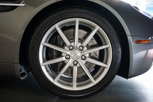 Used 2007 Aston Martin V8 Vantage Coupe image 45