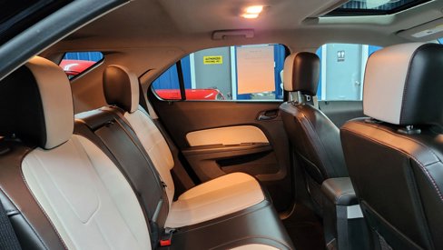 Used 2016 Chevrolet Equinox LTZ w/ Enhanced Convenience Package image 16