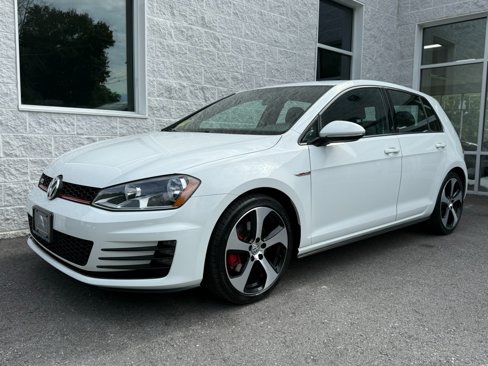 Used 2017 Volkswagen GTI S image 3