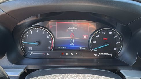 Used 2022 Ford Explorer XLT image 10