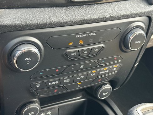 Certified 2019 Ford Ranger Lariat w/ Black Appearance Package image 23