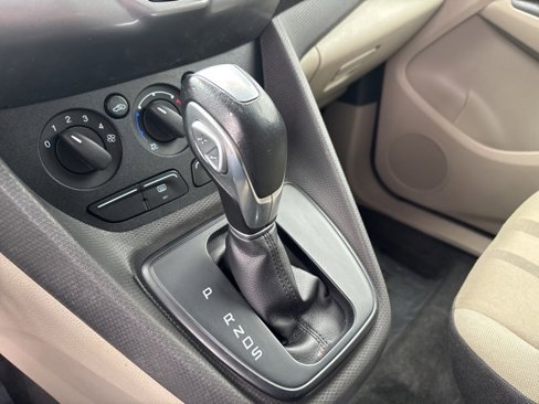 Used 2015 Ford Transit Connect XLT image 18