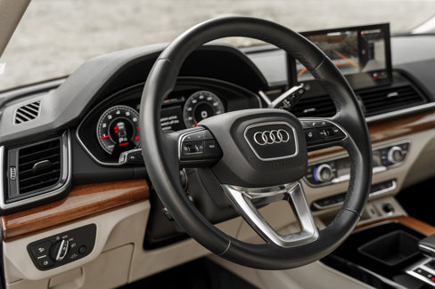 Used 2022 Audi Q5 2.0T Premium Plus w/ Premium Plus Package image 9