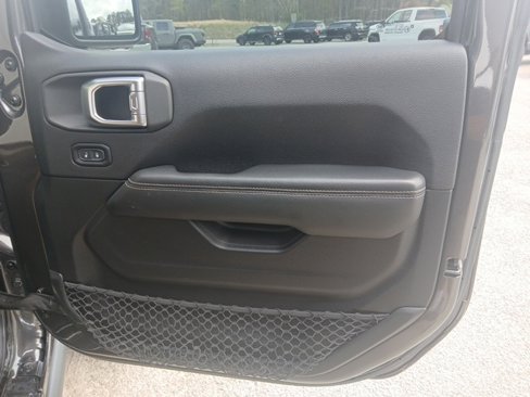 Used 2020 Jeep Gladiator Rubicon image 37