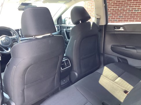 Used 2018 Kia Sportage LX w/ LX Technology Package image 10