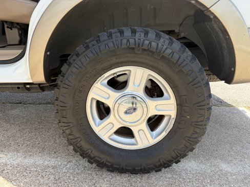 Used 2004 Ford Expedition Eddie Bauer image 16