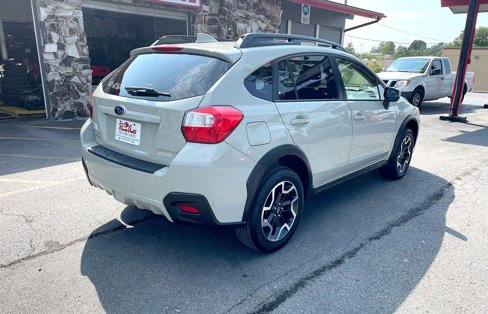 Used 2017 Subaru Crosstrek 2.0i Premium image 7