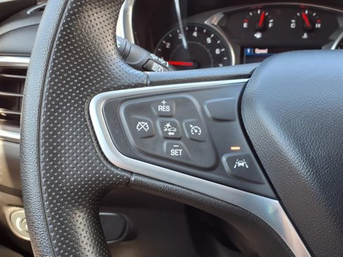 Used 2023 Chevrolet Equinox LT image 16