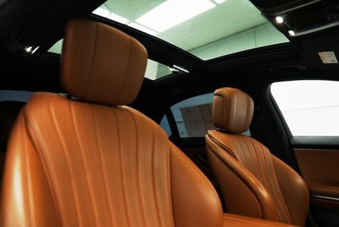 Used 2022 Mercedes-Benz S 580 4MATIC Sedan w/ AMG Line Package image 22