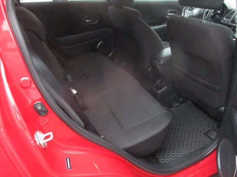 Used 2017 Honda HR-V EX image 7