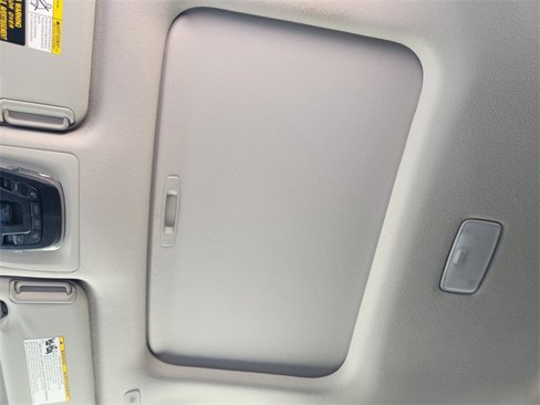 Certified 2023 Toyota Corolla Cross XLE image 25