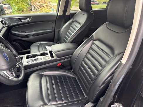 Used 2024 Ford Edge SEL image 5