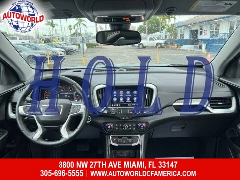 Used 2023 GMC Terrain SLT image 25