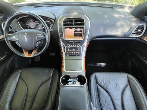 Used 2017 Lincoln MKX Reserve image 15