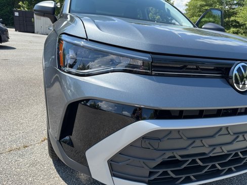 New 2025 Volkswagen Taos S image 24