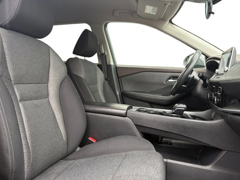 Used 2021 Nissan Rogue SV image 28