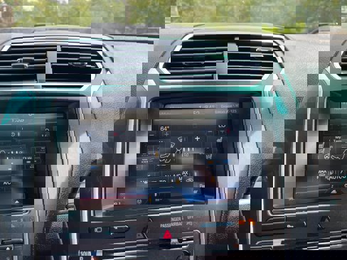 Used 2016 Ford Explorer Limited image 31