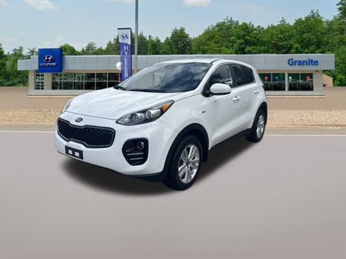Used 2018 Kia Sportage LX image 2