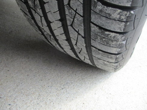 Used 2009 Pontiac G6 Sedan w/ Sun And Sound Package image 11