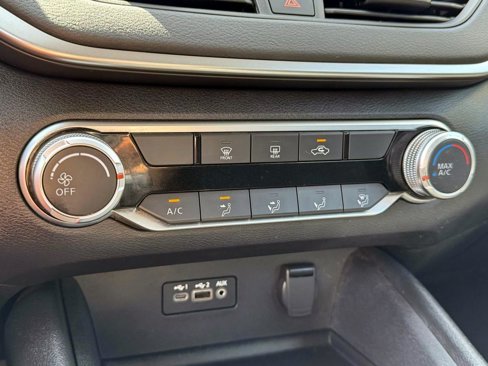 Certified 2022 Nissan Altima 2.5 SV image 29