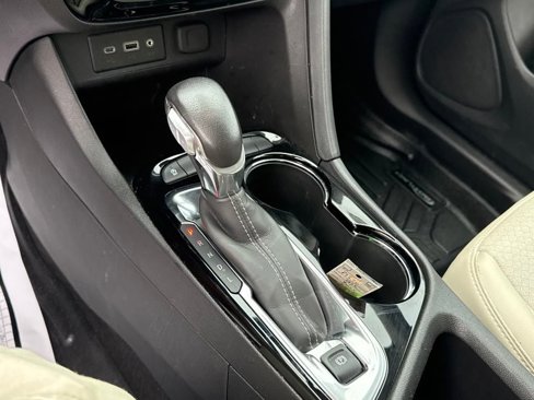 Used 2022 Buick Encore GX Select image 23