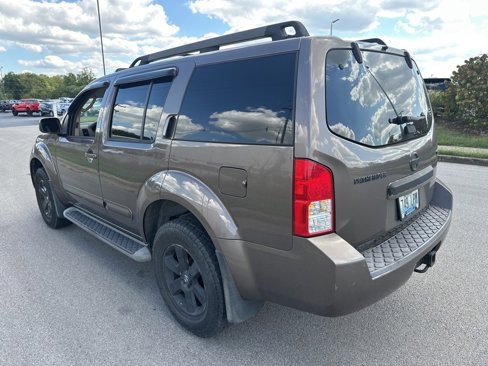 Used 2008 Nissan Pathfinder SE w/ Premium Pkg image 7