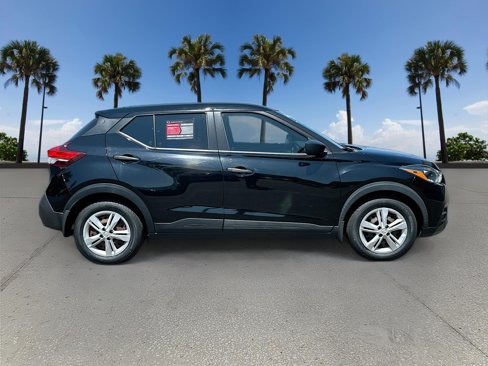 Used 2020 Nissan Kicks S image 4