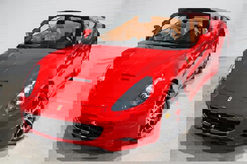 Used 2010 Ferrari California image 33
