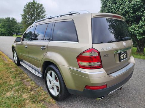 Used 2009 Mercedes-Benz GL 320 BlueTEC 4MATIC image 8