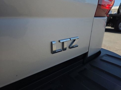 Used 2018 Chevrolet Silverado 1500 LTZ w/ LTZ Plus Package image 13