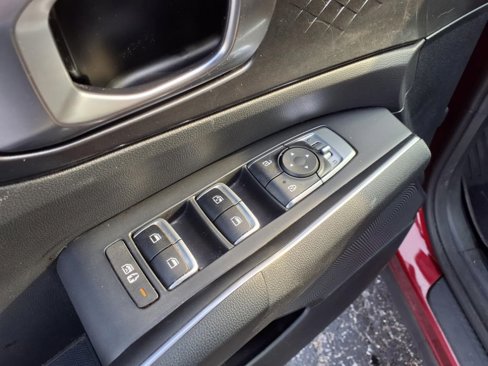 Used 2023 Kia Sorento LX image 7