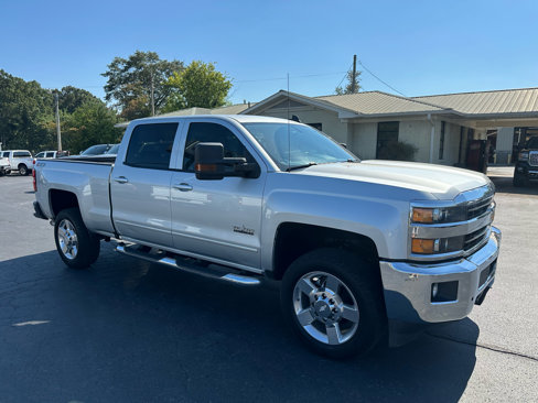Used 2019 Chevrolet Silverado 2500 LT w/ Texas Edition image 3