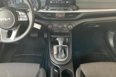 Used 2023 Kia Forte LXS image 7