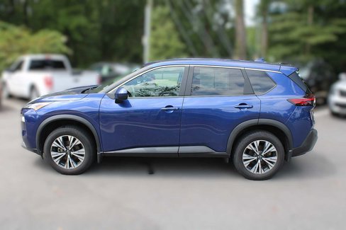 Used 2023 Nissan Rogue SV image 5