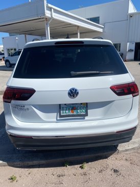 Certified 2020 Volkswagen Tiguan SE image 15