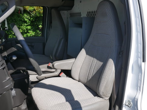 Used 2018 Chevrolet Express 2500 image 24
