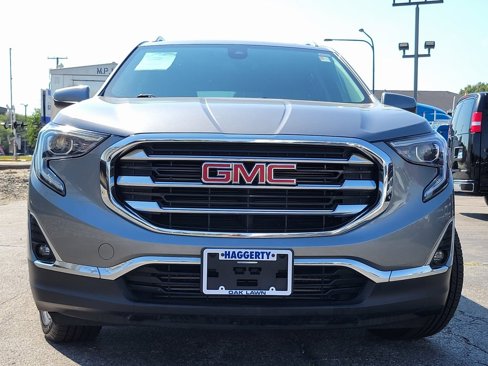 Used 2020 GMC Terrain SLT w/ Preferred Package image 4