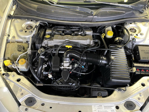 Used 2004 Dodge Stratus SE image 27