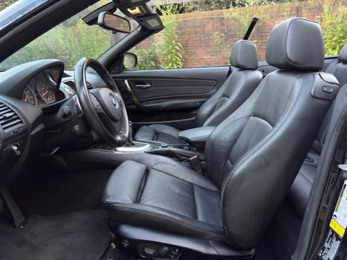 Used 2012 BMW 135i Convertible image 16