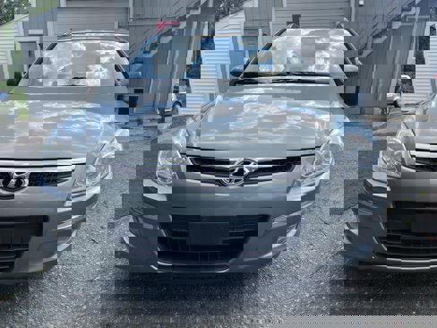 Used 2010 Hyundai Elantra GLS image 2