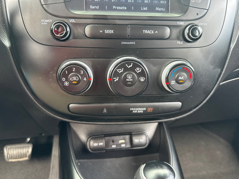 Used 2019 Kia Soul image 22