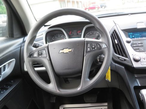 Used 2015 Chevrolet Equinox LS image 24