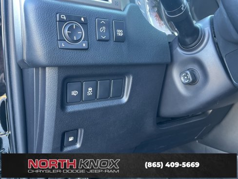 Used 2016 Lexus GX 460 image 8