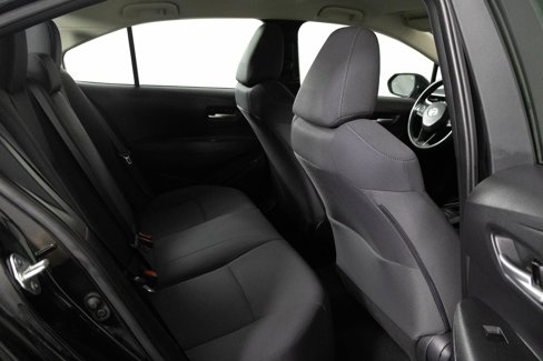 Used 2021 Toyota Corolla LE image 34