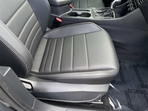 Used 2022 Volkswagen Jetta SE image 10
