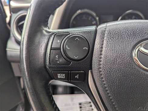 Used 2018 Toyota RAV4 Limited image 29