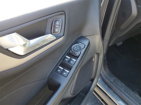 Certified 2022 Ford Escape SEL image 16