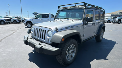 Used 2017 Jeep Wrangler Unlimited Rubicon w/ Connectivity Group image 7