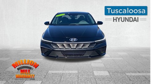 Used 2024 Hyundai Elantra SEL image 2